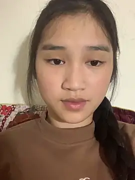 Snapshot of -Lie-06 chatting on November 20, 2025, 6:03 am -Lie-06 online show from November 20, 2025, 6:03 am