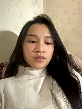 Snapshot of -Lie-06 chatting on November 9, 2025, 2:10 pm -Lie-06 online show from November 9, 2025, 2:10 pm