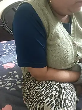 Snapshot of payal_261072_ chatting on January 7, 2026, 3:00 am payal 261072 online show from January 7, 2026, 3:00 am