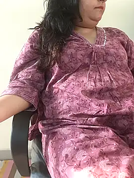 Snapshot of payal_261072_ chatting on September 19, 2025, 1:53 am payal 261072 online show from September 19, 2025, 1:53 am