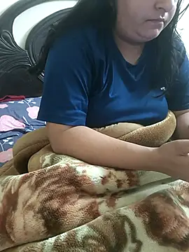 Snapshot of payal_261072_ chatting on December 14, 2025, 9:53 pm payal 261072 online show from December 14, 2025, 9:53 pm