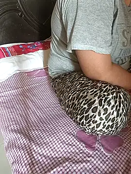 Snapshot of payal_261072_ chatting on November 5, 2025, 2:36 am payal 261072 online show from November 5, 2025, 2:36 am