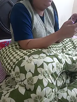 Snapshot of payal_261072_ chatting on December 20, 2025, 6:05 am payal 261072 online show from December 20, 2025, 6:05 am