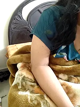 Snapshot of payal_261072_ chatting on November 30, 2025, 8:42 pm payal 261072 online show from November 30, 2025, 8:42 pm