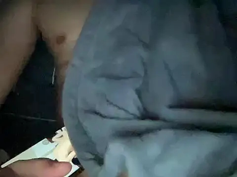 Hoangdukk2 online show from September 26, 2025, 3:41 pm