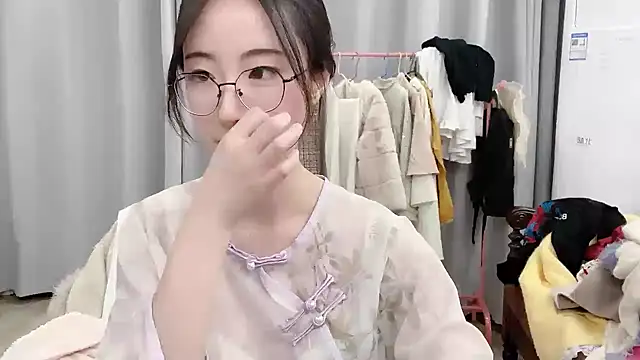 Snapshot of Freya7777 chatting on November 13, 2025, 2:43 pm Freya7777 online show from November 13, 2025, 2:43 pm