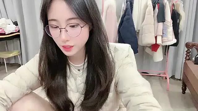 Snapshot of Freya7777 chatting on December 14, 2025, 2:55 pm Freya7777 online show from December 14, 2025, 2:55 pm