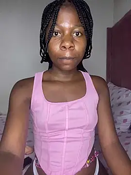 Snapshot of Crazyqueenxxx chatting on November 6, 2025, 2:32 pm Crazyqueenxxx online show from November 6, 2025, 2:32 pm