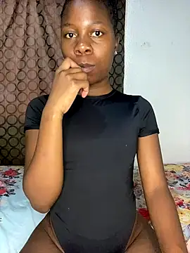 Snapshot of Crazyqueenxxx chatting on November 7, 2025, 12:10 pm Crazyqueenxxx online show from November 7, 2025, 12:10 pm