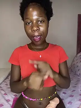 Snapshot of Crazyqueenxxx chatting on October 27, 2025, 7:20 am Crazyqueenxxx online show from October 27, 2025, 7:20 am