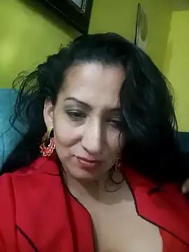 Snapshot of ivonne_9 chatting on September 21, 2025, 1:22 am ivonne 9 online show from September 21, 2025, 1:22 am