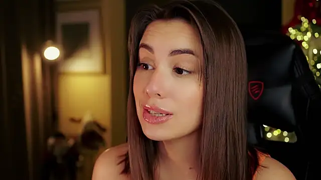 Snapshot of KateCarrey chatting on December 21, 2025, 4:08 pm KateCarrey online show from December 21, 2025, 4:08 pm