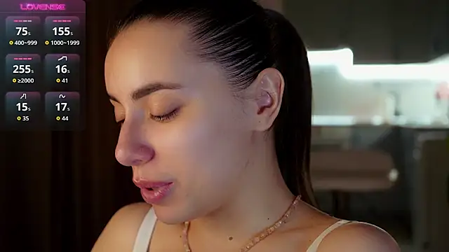 Snapshot of KateCarrey chatting on March 4, 2026, 2:58 pm KateCarrey online show from March 4, 2026, 2:58 pm