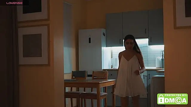 Snapshot of KateCarrey chatting on October 31, 2025, 2:46 pm KateCarrey online show from October 31, 2025, 2:46 pm