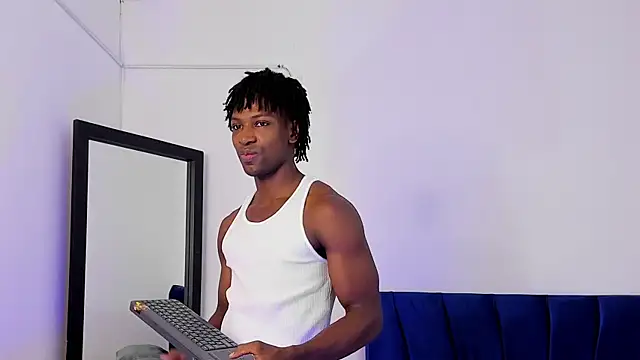 Snapshot of tau_montes chatting on September 30, 2025, 4:24 pm tau montes online show from September 30, 2025, 4:24 pm