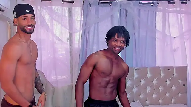 Snapshot of tau_montes chatting on October 15, 2025, 4:48 pm tau montes online show from October 15, 2025, 4:48 pm