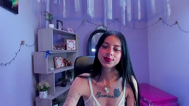 Dulce Miaa  online show from January 15, 2026, 4:10 pm