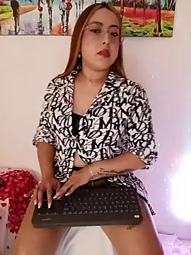 Snapshot of Tamara_valentine chatting on November 11, 2025, 4:35 pm Tamara valentine online show from November 11, 2025, 4:35 pm