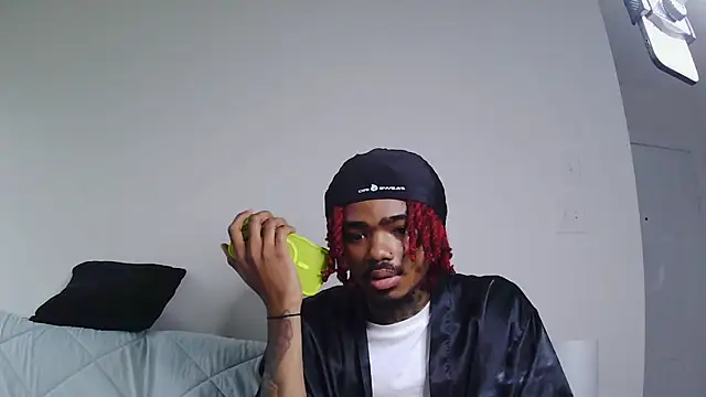 Snapshot of risktakinndolo chatting on September 16, 2025, 5:14 pm risktakinndolo online show from September 16, 2025, 5:14 pm