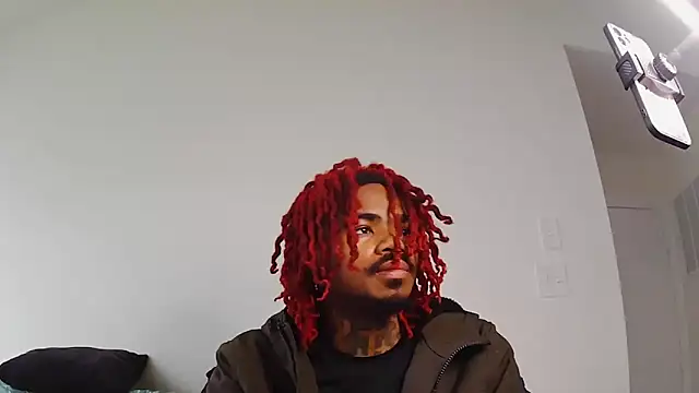 Snapshot of risktakinndolo chatting on September 27, 2025, 1:28 pm risktakinndolo online show from September 27, 2025, 1:28 pm