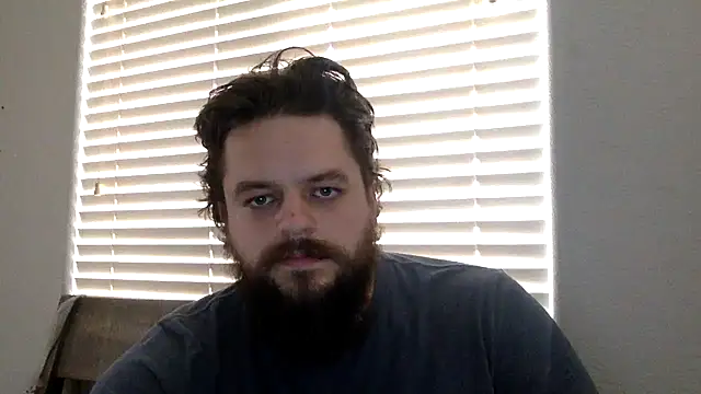 Snapshot of BeginnersLuck111 chatting on May 30, 2026, 10:04 pm BeginnersLuck111 online show from May 30, 2026, 10:04 pm