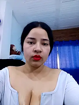 Snapshot of Emmy__ chatting on October 22, 2025, 7:46 pm Emmy online show from October 22, 2025, 7:46 pm