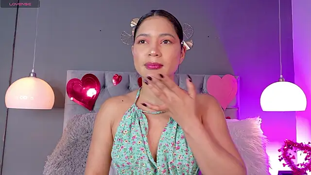 Snapshot of kendalFox_ chatting on February 12, 2026, 2:22 am kendalFox online show from February 12, 2026, 2:22 am