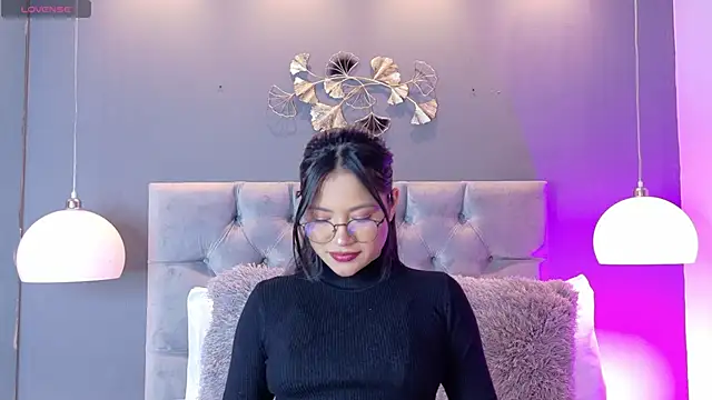 Snapshot of kendalFox_ chatting on February 8, 2026, 12:52 am kendalFox online show from February 8, 2026, 12:52 am