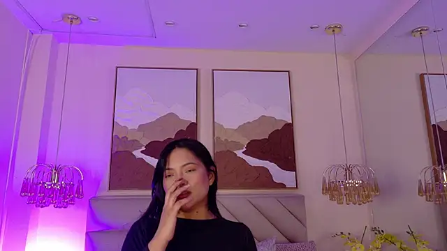 Snapshot of kendalFox_ chatting on November 2, 2025, 1:49 pm kendalFox online show from November 2, 2025, 1:49 pm