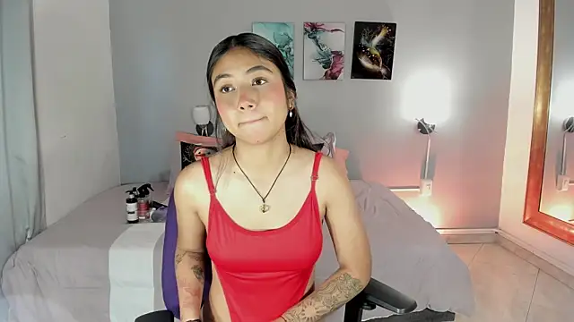 Snapshot of KimTayloor1 chatting on November 18, 2025, 7:50 pm KimTayloor1 online show from November 18, 2025, 7:50 pm