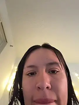 Snapshot of aliciia_23 chatting on December 15, 2025, 9:53 pm aliciia 23 online show from December 15, 2025, 9:53 pm