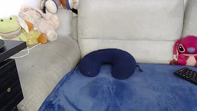 Snapshot of Raycatt1 chatting on January 10, 2026, 6:47 pm Raycatt1 online show from January 10, 2026, 6:47 pm