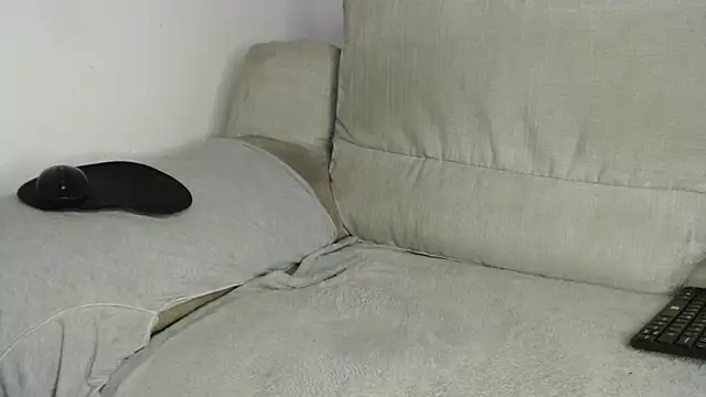 Snapshot of Raycatt1 chatting on May 30, 2026, 3:28 pm Raycatt1 online show from May 30, 2026, 3:28 pm
