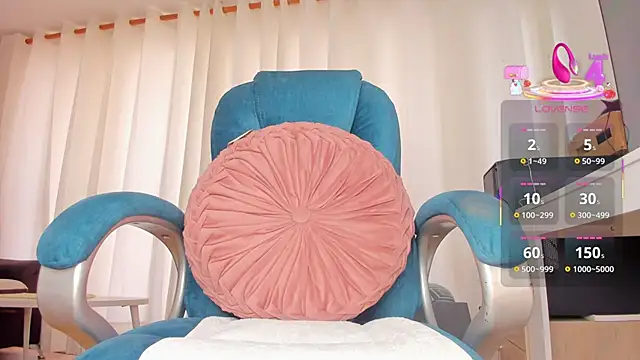 MendezMaria online show from November 10, 2025, 8:36 pm