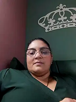 Snapshot of tiffany_Johnson1 chatting on November 4, 2025, 6:01 pm tiffany Johnson1 online show from November 4, 2025, 6:01 pm