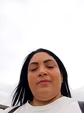 Snapshot of tiffany_Johnson1 chatting on October 24, 2025, 8:52 pm tiffany Johnson1 online show from October 24, 2025, 8:52 pm