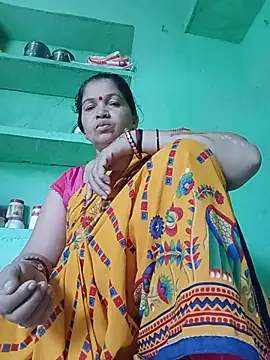 Snapshot of Manavi_x chatting on July 15, 2026, 1:45 am Manavi x online show from July 15, 2026, 1:45 am