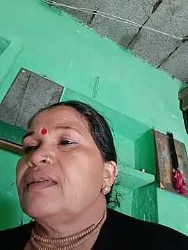 Snapshot of Manavi_x chatting on July 8, 2026, 8:26 am Manavi x online show from July 8, 2026, 8:26 am