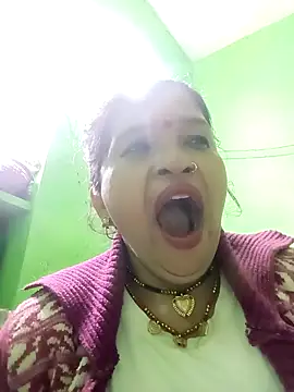 Snapshot of Manavi_x chatting on November 9, 2025, 8:46 pm Manavi x online show from November 9, 2025, 8:46 pm