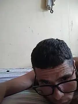 Snapshot of 8zime chatting on June 30, 2026, 8:31 pm 8zime online show from June 30, 2026, 8:31 pm