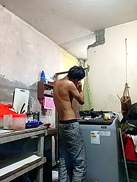 Bebicho14 online show from April 11, 2026, 3:14 am