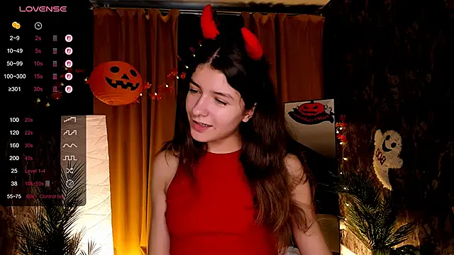 amy cute cat online show from October 31, 2025, 9:06 am