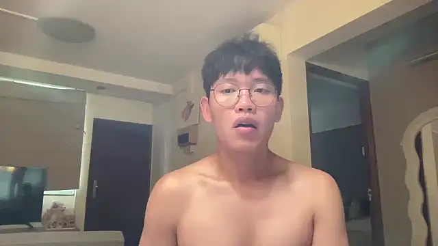 Snapshot of Passionatetwink2 chatting on July 12, 2026, 4:24 am Passionatetwink2 online show from July 12, 2026, 4:24 am