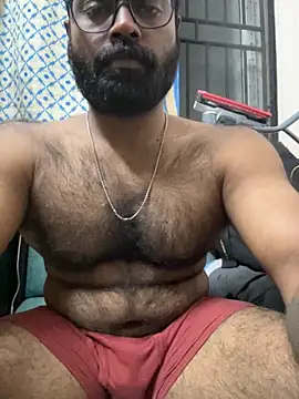 Snapshot of DJLOVE280825 chatting on October 30, 2025, 11:34 pm DJLOVE280825 online show from October 30, 2025, 11:34 pm