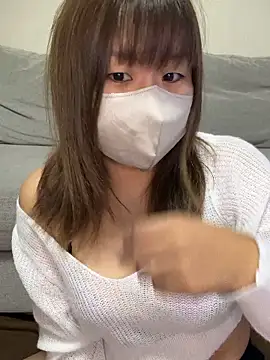 xxx yuna xxx online show from November 13, 2025, 7:29 pm