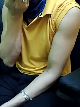 Snapshot of chocolate_alone chatting on December 3, 2025, 7:08 am chocolate alone online show from December 3, 2025, 7:08 am