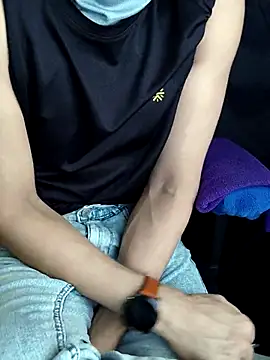 Snapshot of chocolate_alone chatting on October 23, 2025, 7:18 am chocolate alone online show from October 23, 2025, 7:18 am