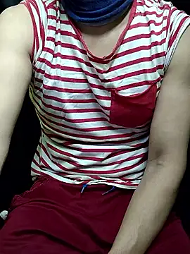 Snapshot of chocolate_alone chatting on November 25, 2025, 6:36 am chocolate alone online show from November 25, 2025, 6:36 am