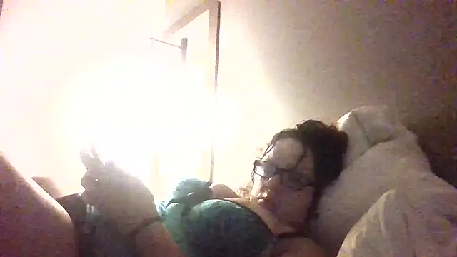 Rosalee2 online show from September 26, 2025, 8:21 am