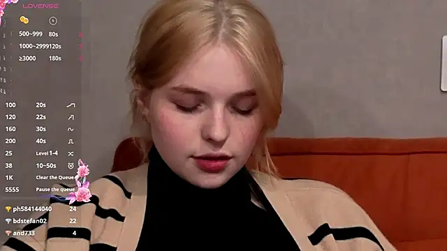 AnnieKim  online show from June 3, 2026, 4:12 pm